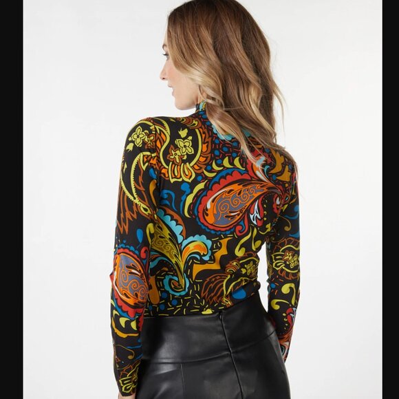 Esqualo Mock Neck Smock Detail Top - Untamed Party Print - Large - Picture 4 of 12